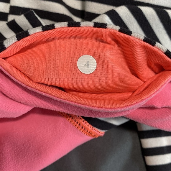 Lululemon Wunder Under Leggings - Picture 6 of 8